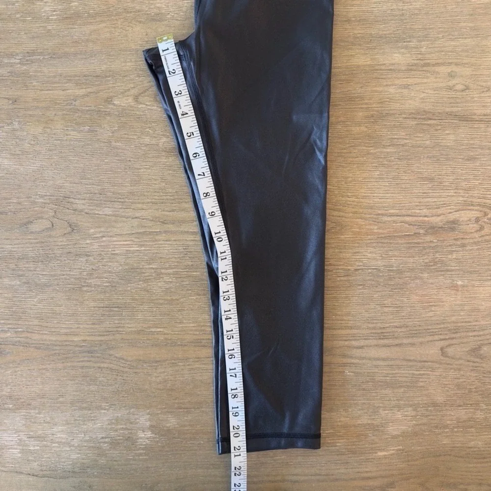 Lululemon Women's Power Position SHR Crop Pant 21